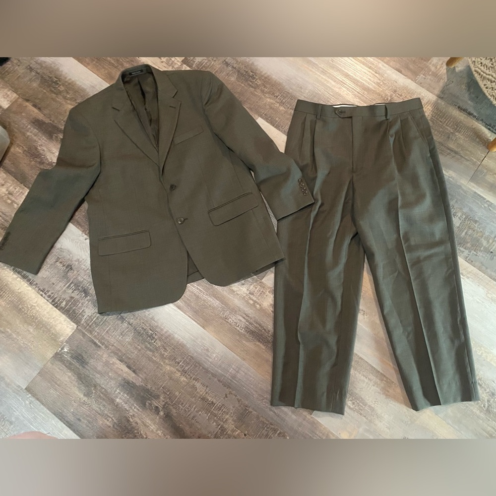 Gerald Austin Classic Brown Men's Suit